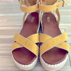 Mia yellow strap wedges! Size 9.5